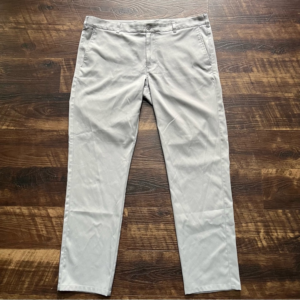 Mizzen+Main light gray Baron Trim fit athletic chino golf pants 38x32 act 38x31